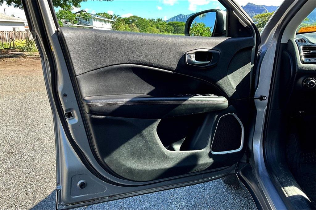 used 2020 Jeep Compass car, priced at $15,555