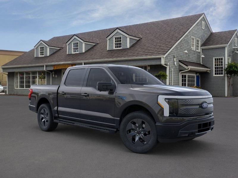 new 2024 Ford F-150 Lightning car