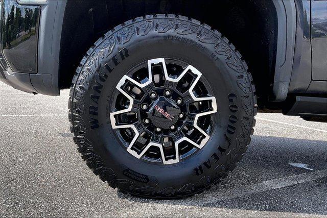 used 2025 GMC Sierra 2500 car, priced at $82,000