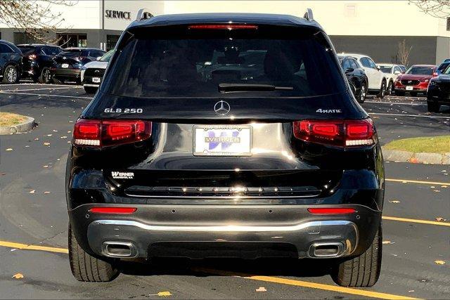 used 2022 Mercedes-Benz GLB 250 car, priced at $28,295