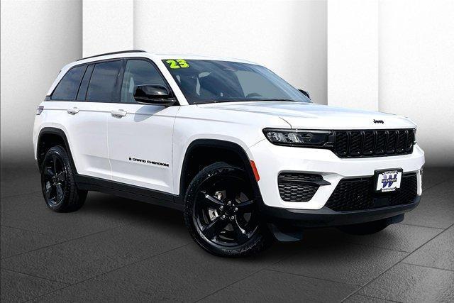 used 2023 Jeep Grand Cherokee car, priced at $35,295