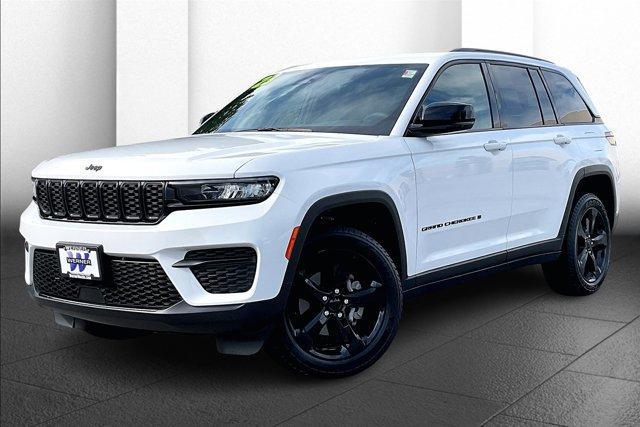 used 2023 Jeep Grand Cherokee car, priced at $35,295