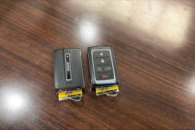 used 2023 Jeep Grand Cherokee car, priced at $35,295