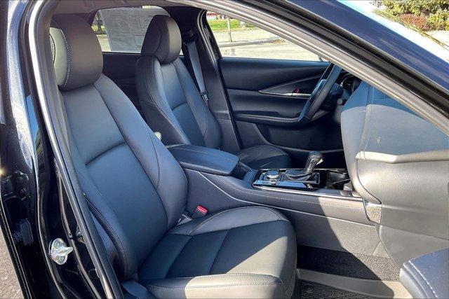 new 2025 Mazda CX-30 car