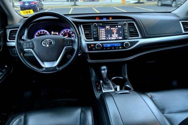 used 2018 Toyota Highlander car, priced at $24,500