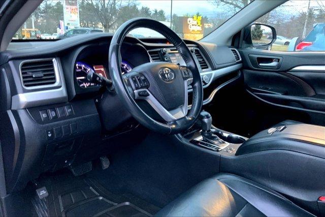 used 2018 Toyota Highlander car, priced at $24,500