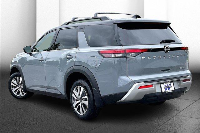 used 2022 Nissan Pathfinder car, priced at $27,495