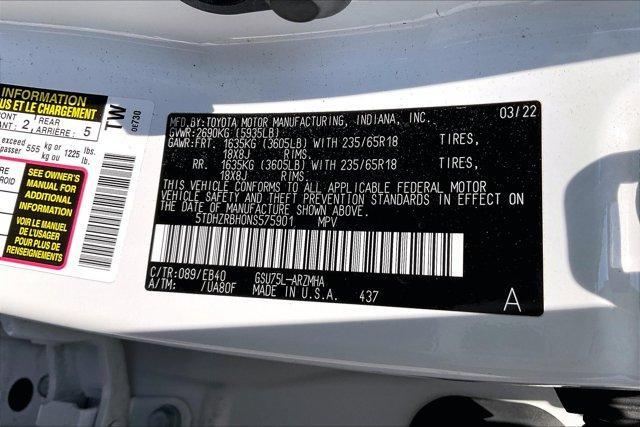 used 2022 Toyota Highlander car, priced at $35,000