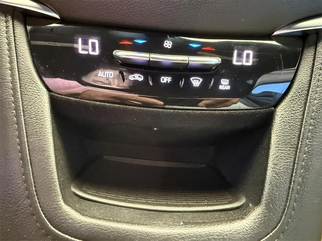 used 2019 Cadillac XT5 car, priced at $15,800