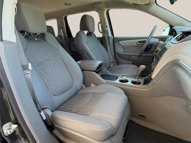 used 2014 Chevrolet Traverse car, priced at $11,500