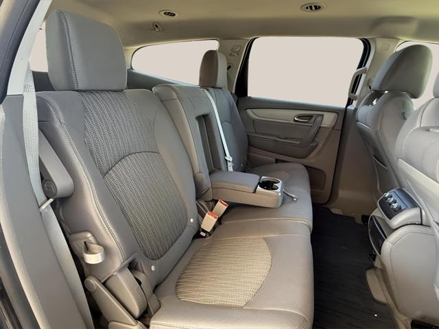 used 2014 Chevrolet Traverse car, priced at $11,500
