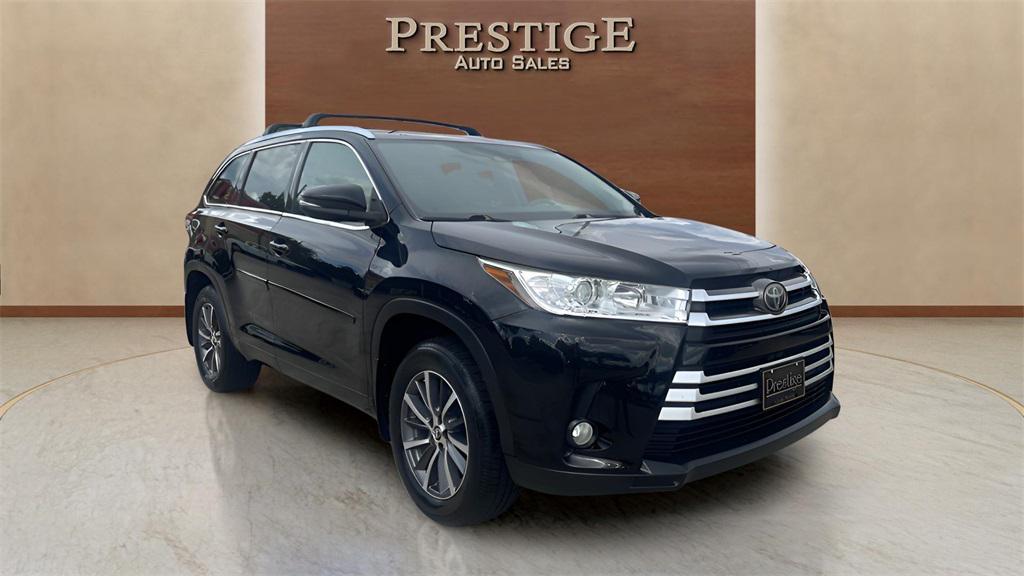 used 2018 Toyota Highlander car, priced at $18,800