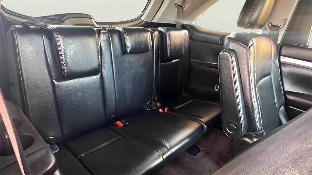 used 2018 Toyota Highlander car, priced at $18,800