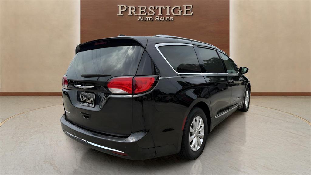 used 2019 Chrysler Pacifica car, priced at $13,000