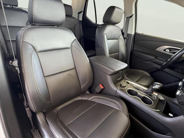 used 2021 Chevrolet Traverse car, priced at $29,500