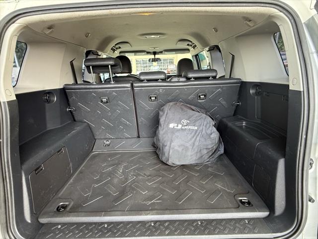 used 2010 Toyota FJ Cruiser car, priced at $15,700