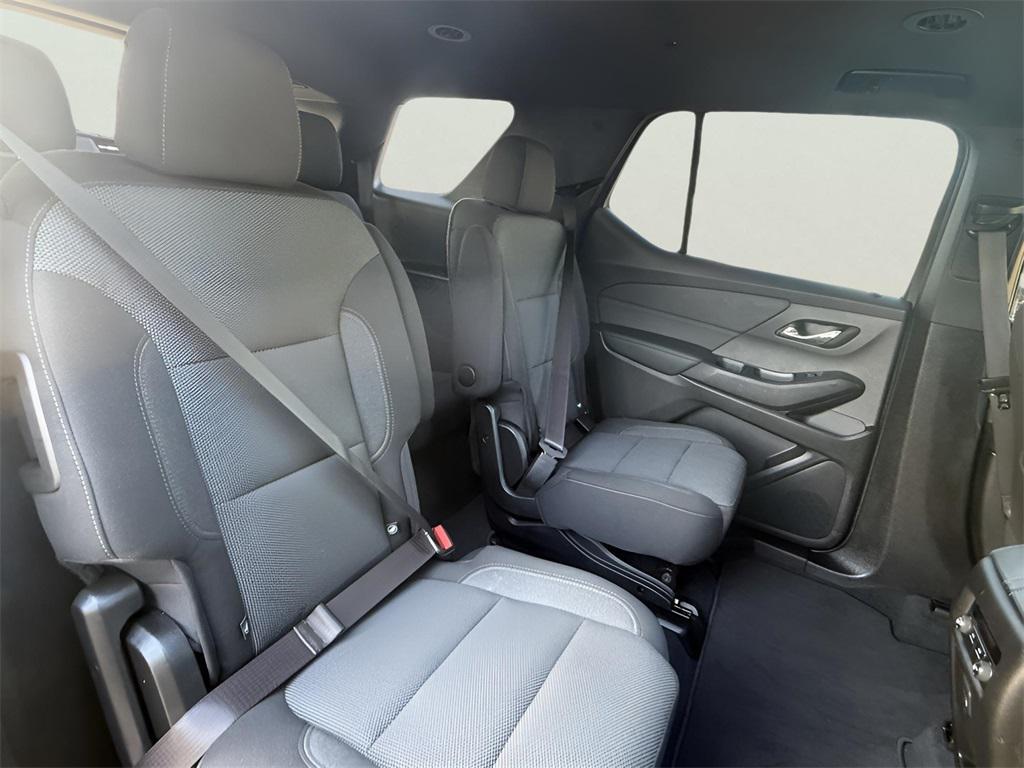 used 2022 Chevrolet Traverse car, priced at $19,000