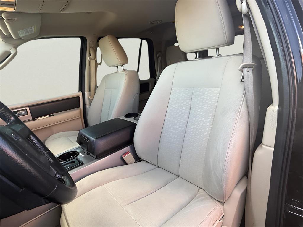 used 2017 Ford Expedition car, priced at $16,700