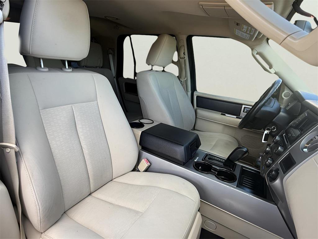 used 2017 Ford Expedition car, priced at $16,700