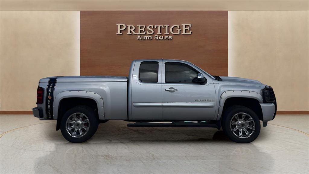 used 2011 Chevrolet Silverado 1500 car, priced at $18,900