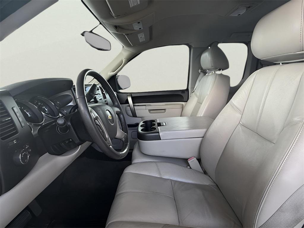 used 2011 Chevrolet Silverado 1500 car, priced at $18,900
