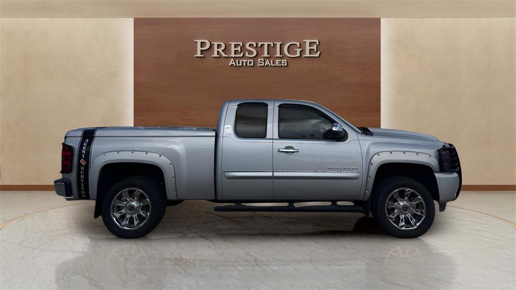 used 2011 Chevrolet Silverado 1500 car, priced at $18,900