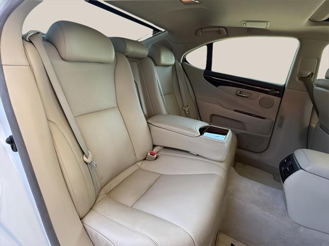 used 2007 Lexus LS 460 car, priced at $10,000