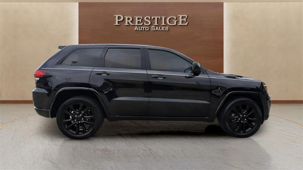 used 2018 Jeep Grand Cherokee car, priced at $16,000