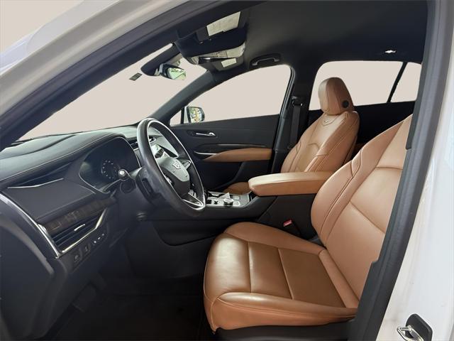 used 2022 Cadillac XT4 car, priced at $27,500