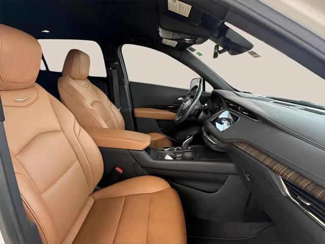 used 2022 Cadillac XT4 car, priced at $27,500