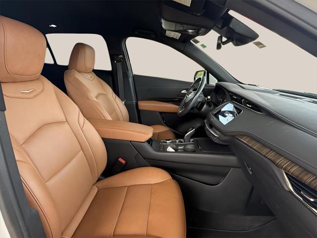 used 2022 Cadillac XT4 car, priced at $27,500