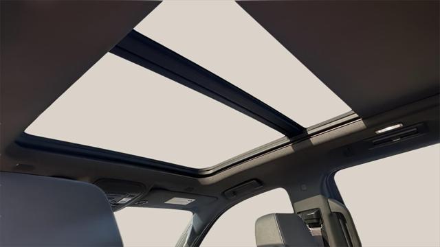used 2022 Chevrolet Suburban car, priced at $47,000