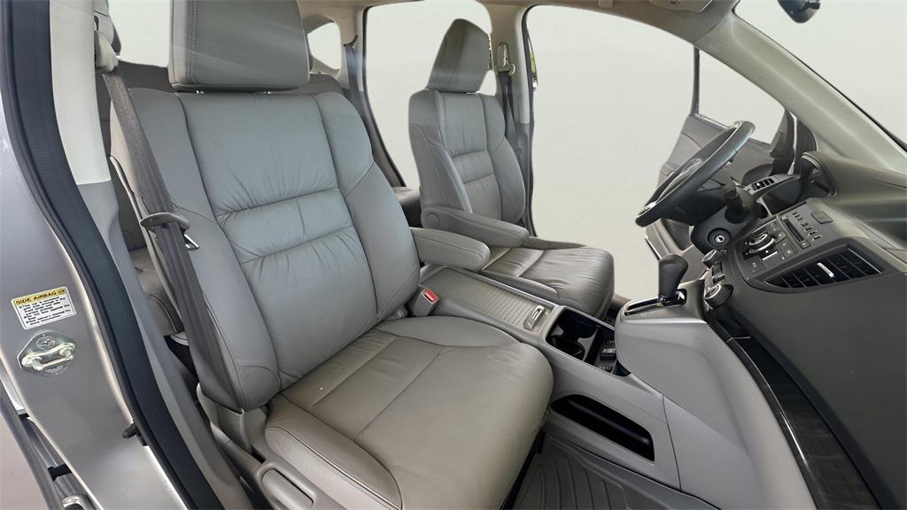 used 2013 Honda CR-V car, priced at $13,700