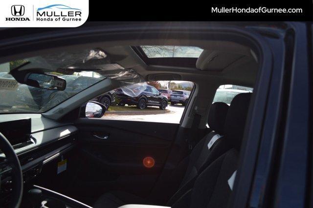 new 2025 Honda Accord car, priced at $30,324