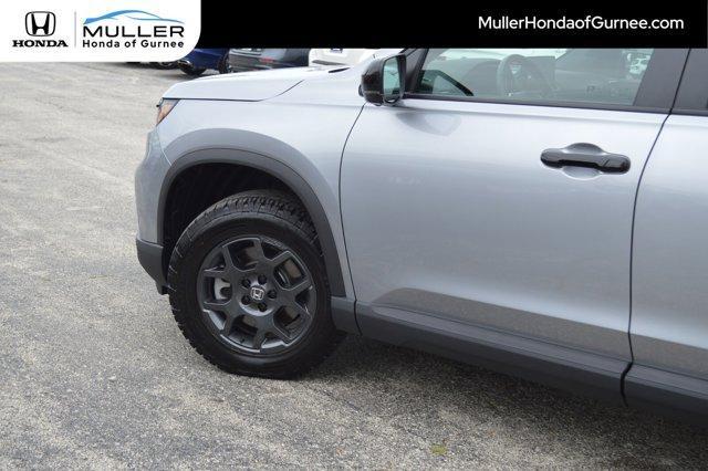 used 2025 Honda Pilot car, priced at $46,995