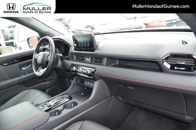 used 2025 Honda Pilot car, priced at $46,995
