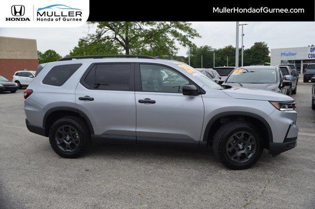 used 2025 Honda Pilot car, priced at $46,995