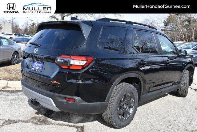 new 2025 Honda Pilot car, priced at $47,837