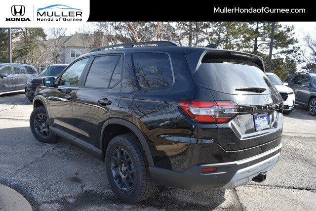 new 2025 Honda Pilot car, priced at $47,837