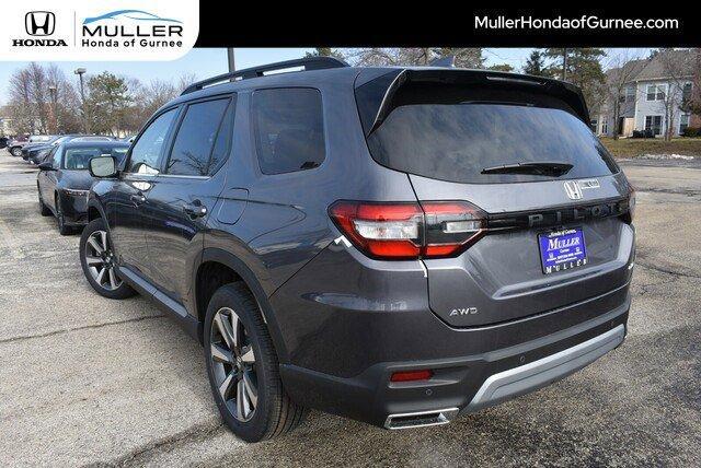 new 2025 Honda Pilot car, priced at $54,530