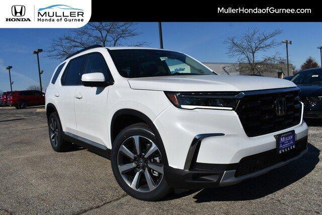 new 2025 Honda Pilot car, priced at $51,604