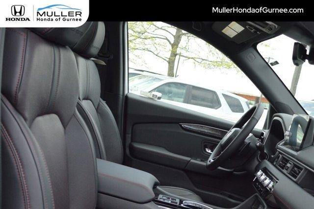 new 2025 Honda Pilot car, priced at $53,653