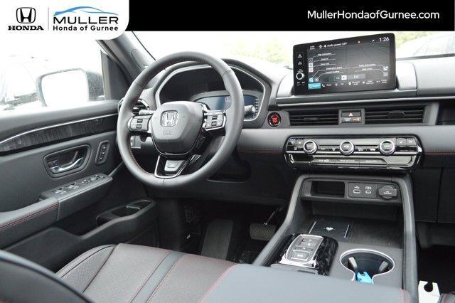 new 2025 Honda Pilot car, priced at $53,653