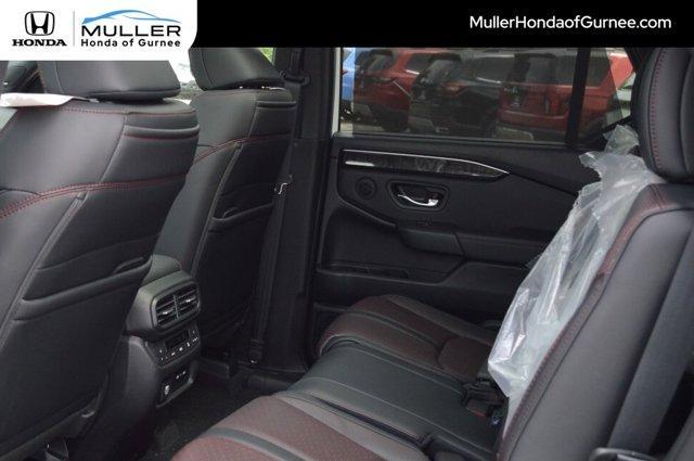 new 2025 Honda Pilot car, priced at $53,653
