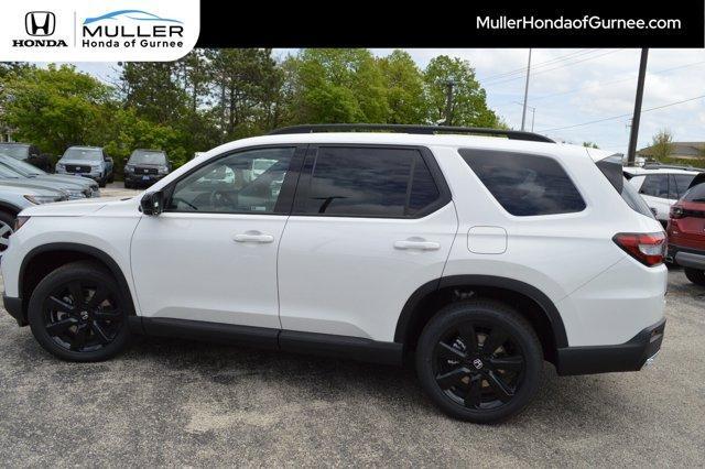 new 2025 Honda Pilot car, priced at $53,653