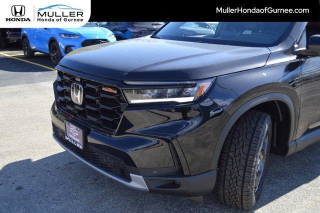 new 2025 Honda Pilot car, priced at $47,837