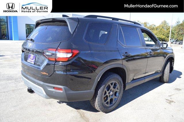 new 2025 Honda Pilot car, priced at $47,837