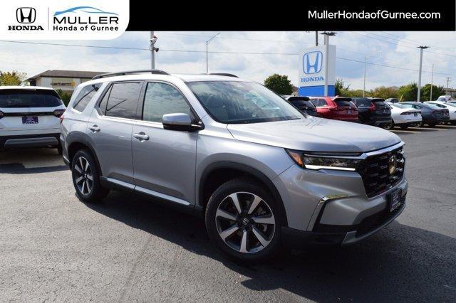 new 2025 Honda Pilot car, priced at $51,095