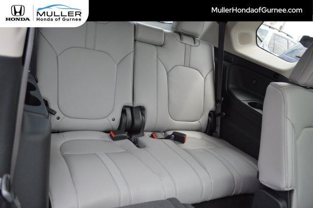 new 2025 Honda Pilot car, priced at $51,450