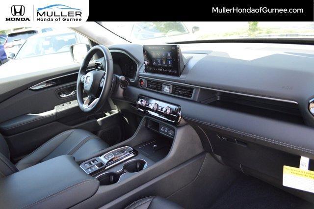 used 2025 Honda Pilot car, priced at $44,584
